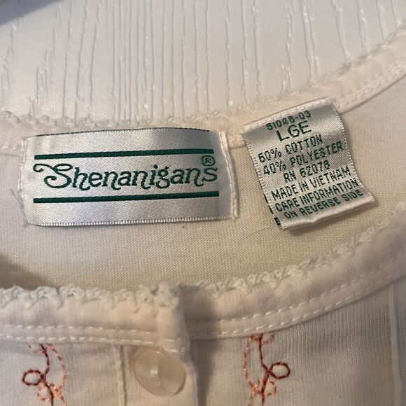 Shenanigans white blouse with colorful embroidery on front - Picture 3 of 5
